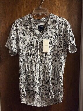 Springfield Men’s Short Sleeve Button-Up Shirt in White & Black NWT Size Small